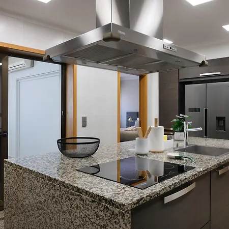 Apartment Essences *