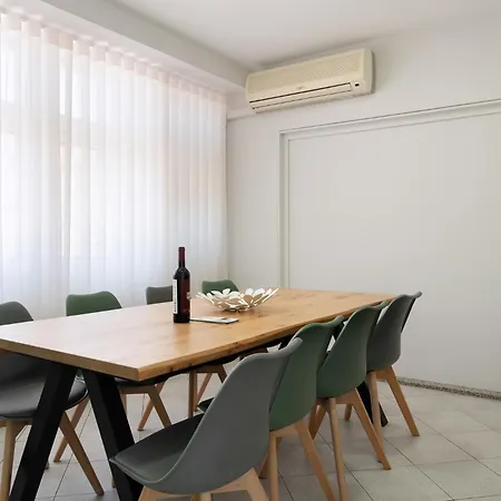 Apartment Essences