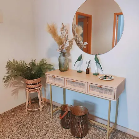 Apartment Essences *